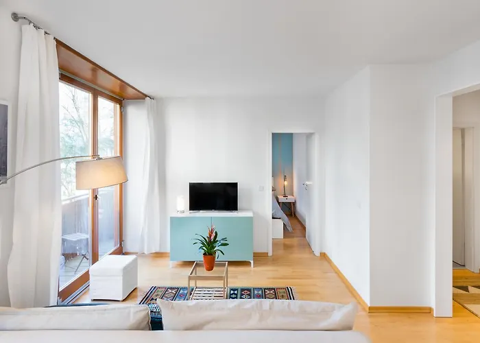 Greatstay - Zionskirchplatz Downtown *